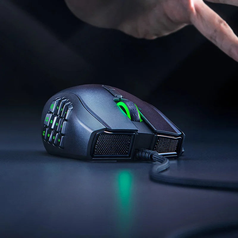 Razer Naga Chroma pour Gaucher