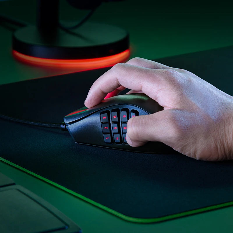 Razer Naga Chroma pour Gaucher
